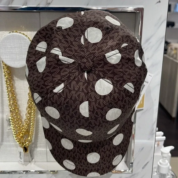 Michael Kors Women's Baseball Cap Hat Adjustable OS Chocolate BROWN DOTS NWT - Picture 3 of 16